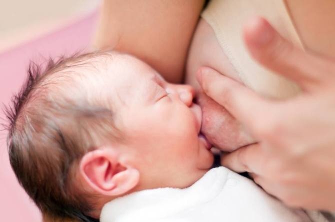 preparing for breastfeeding before baby arrives